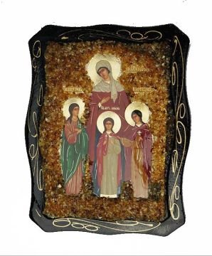 Русская икона, украшенная натуральным янтарем 